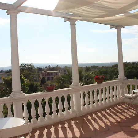 La Marchesa Bed and breakfast SantʼAnastasia