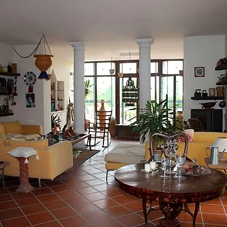 La Marchesa