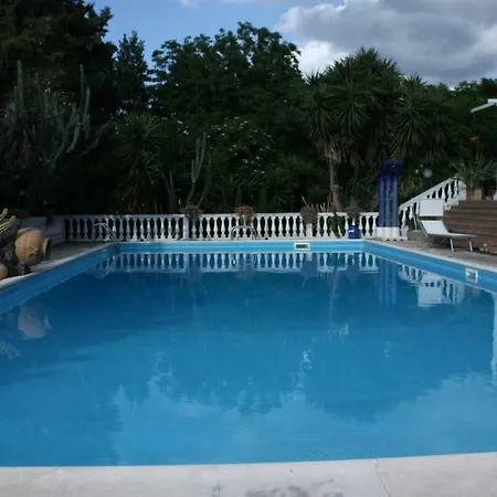 La Marchesa Bed & Breakfast 3*
